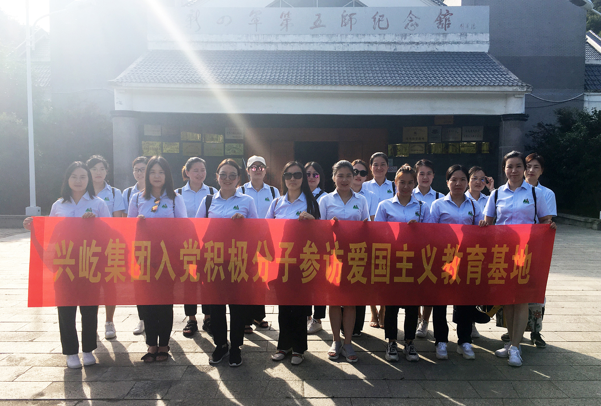 1597651042582912.jpg 1597651042582912.jpg