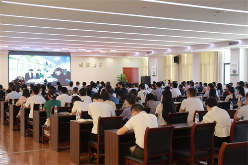 IMG_9995.jpg IMG_9995.jpg