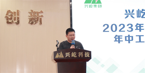 8屈晨.jpg 8屈晨.jpg