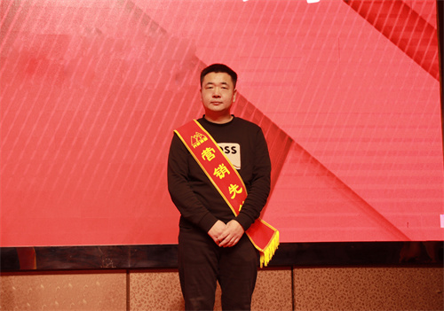 黄金.jpg 黄金.jpg