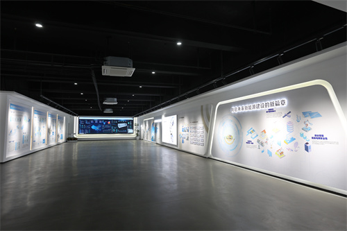 0X9A8135.jpg 0X9A8135.jpg