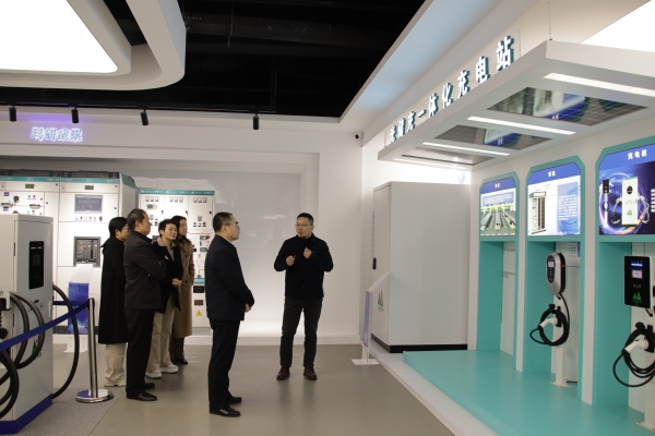 IMG_2211.JPG IMG_2211.JPG