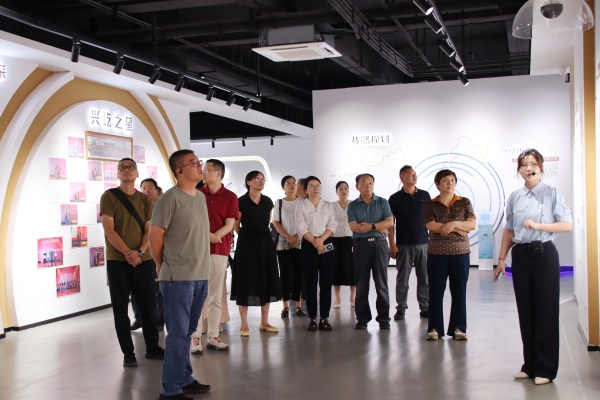 IMG_0161.JPG IMG_0161.JPG